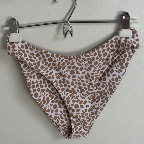 NWOT Brown and White Patterned Bikini Set - Picture 4 of 7